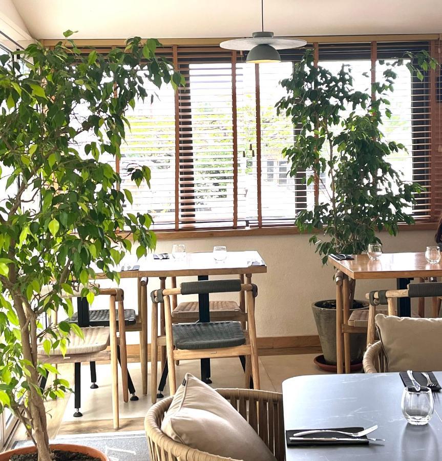 Le Royal Hotel Restaurant بونيفَسْيو المظهر الخارجي الصورة